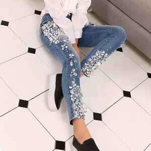 Embellished rhinestone jewel, exquisite Blue Jeans Small